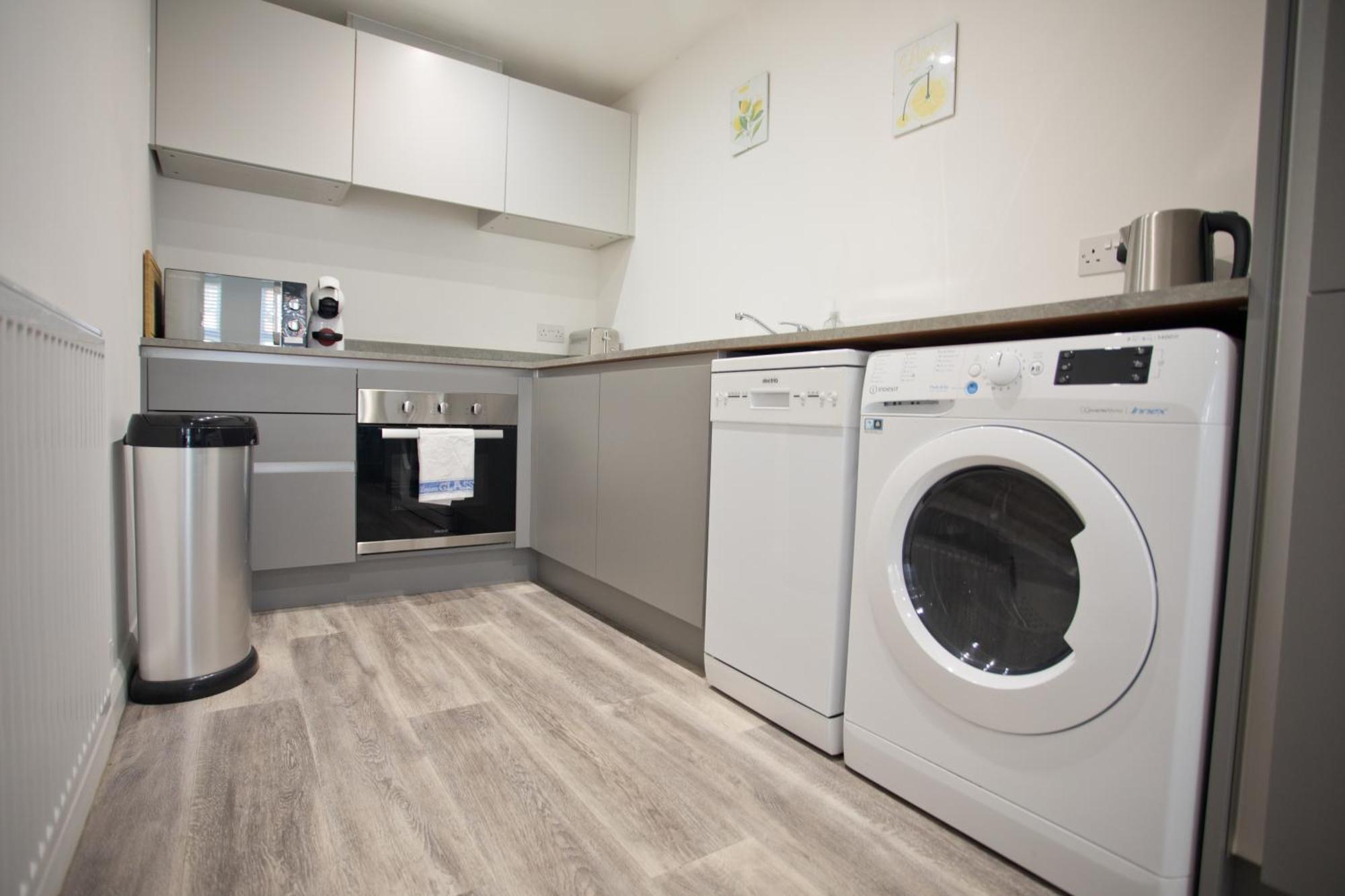Sea Air - 2 Bedrooms - Parking - Mins To Beach Bournemouth Eksteriør bilde