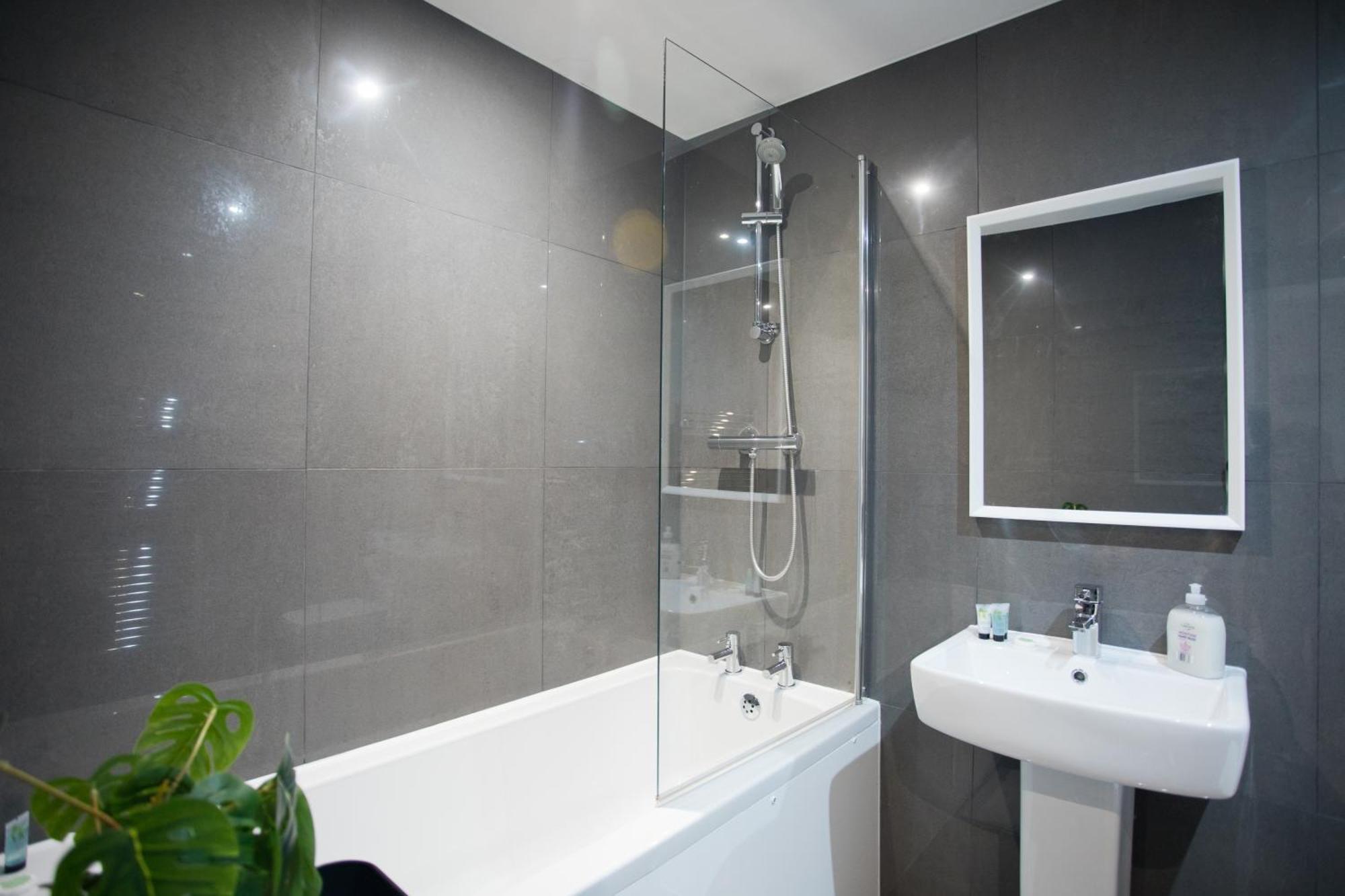 Sea Air - 2 Bedrooms - Parking - Mins To Beach Bournemouth Eksteriør bilde