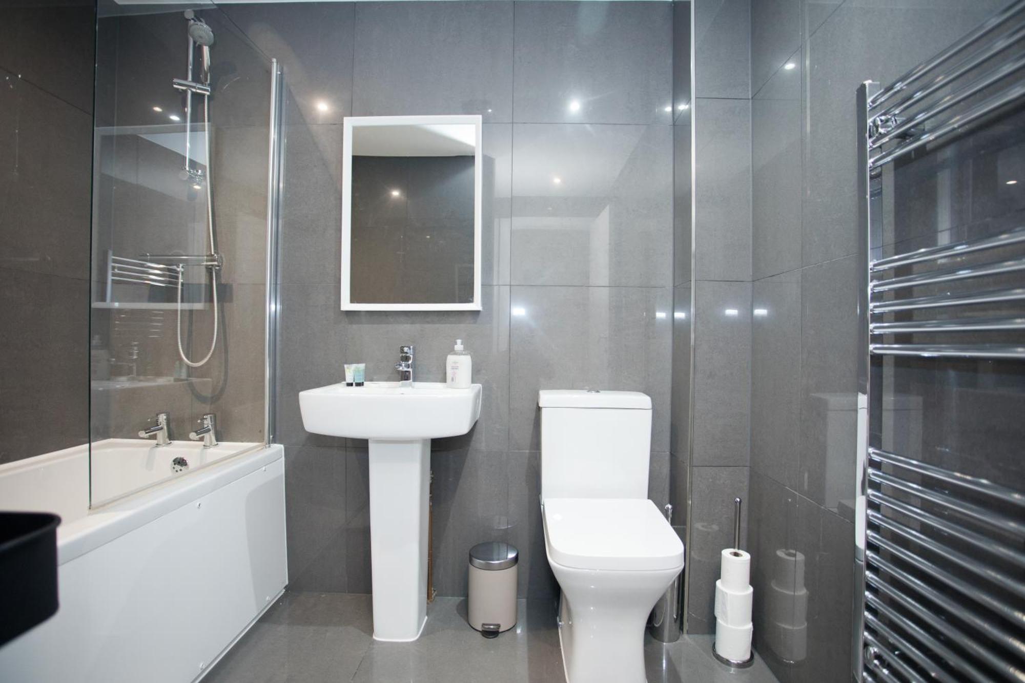 Sea Air - 2 Bedrooms - Parking - Mins To Beach Bournemouth Eksteriør bilde